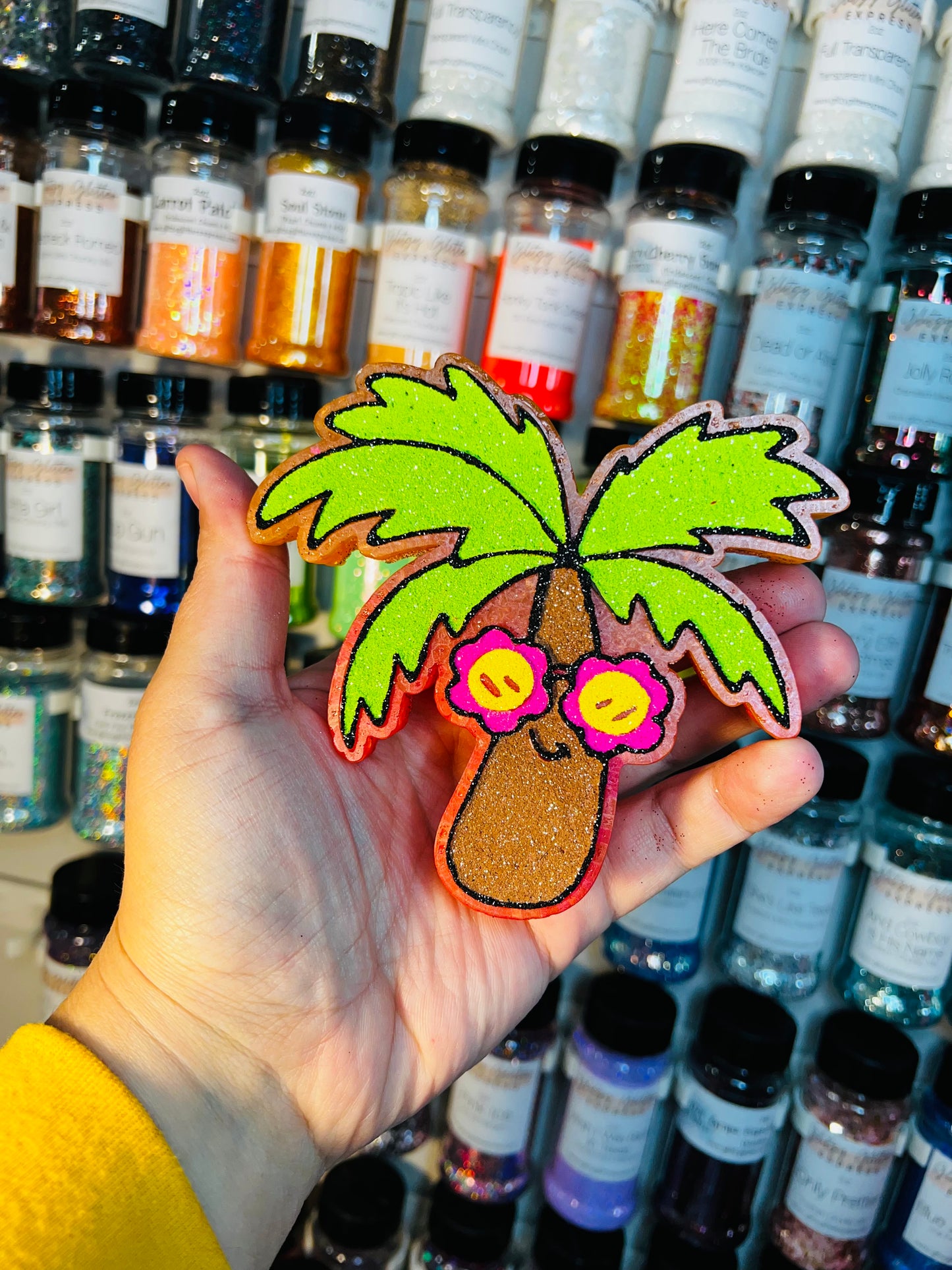 Groovy palm tree